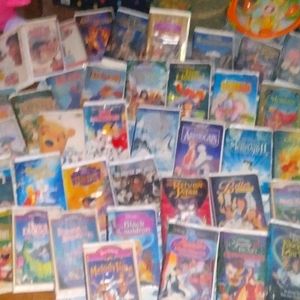 44 VHS classic Walt Disney movies